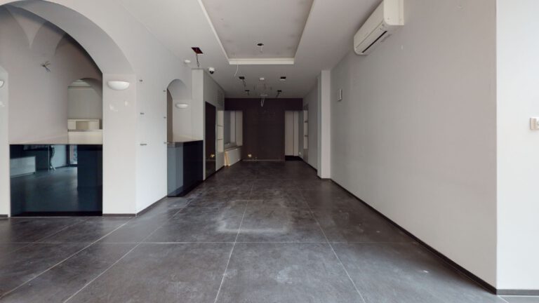 Commercial space 150 m2, Zámecký vrch street