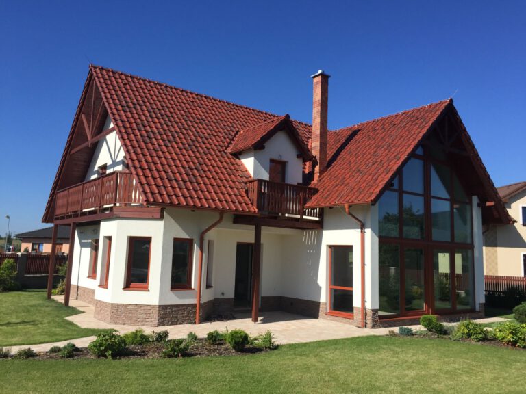 House 229 m2 + 1,110 m2 land, Hroznětín, Velký Rybník