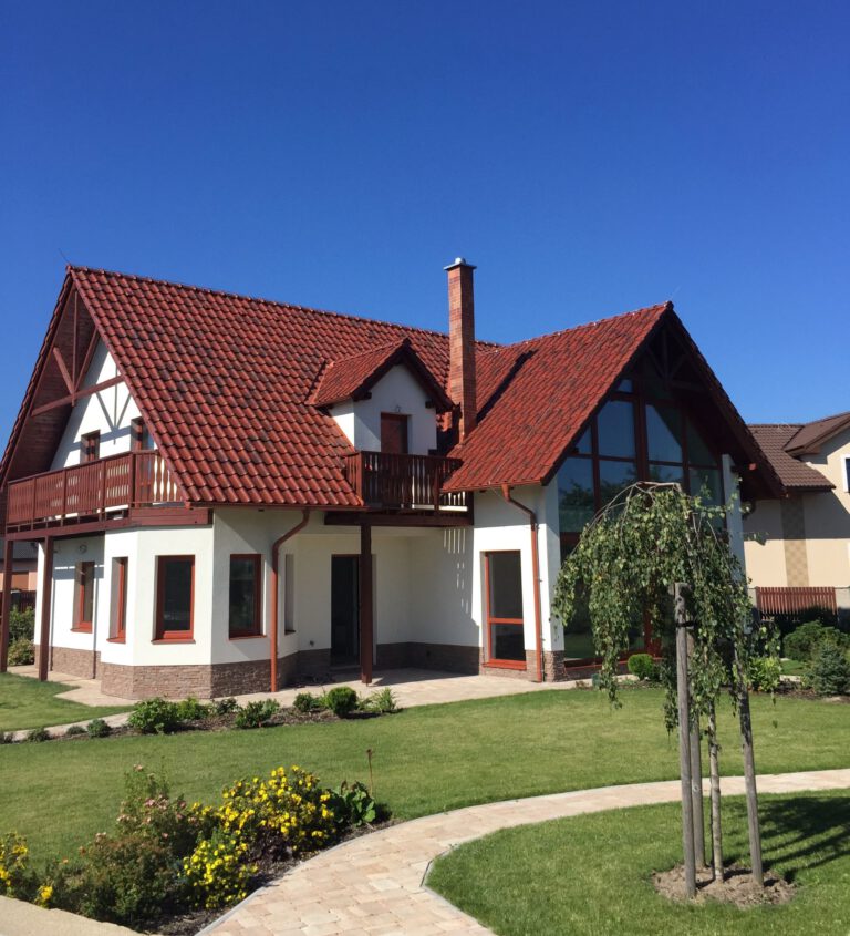 House 229 m2 + 1,110 m2 land, Hroznětín, Velký Rybník