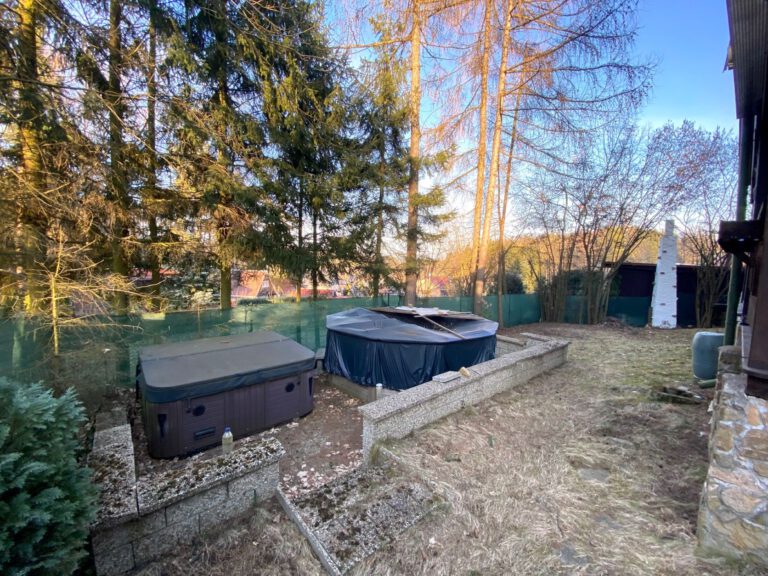 House by the Nivy near Karlovy Vary