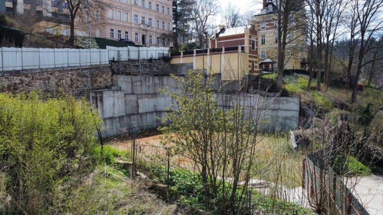 Building plot 1340 m2, Halkův vrch street