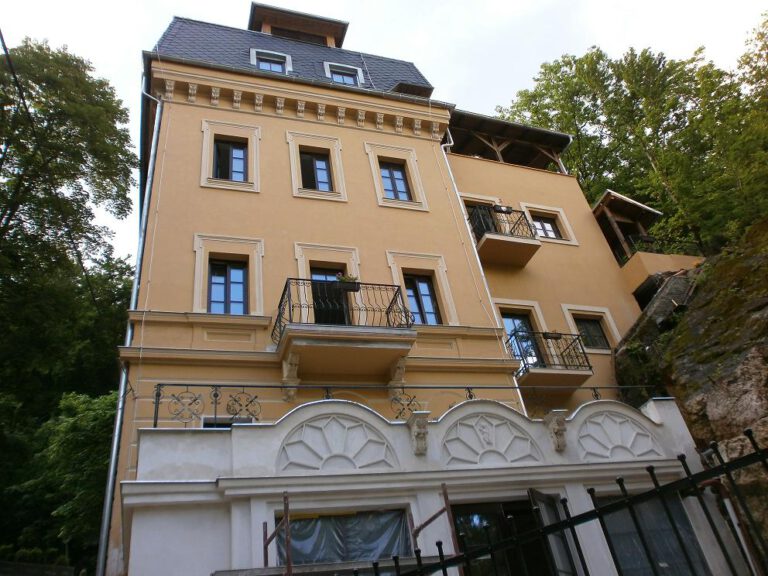 Residential building in Karlovy Vary