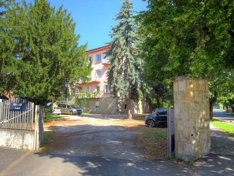 Hotel with 51 Rooms, Hévíz, Hungary