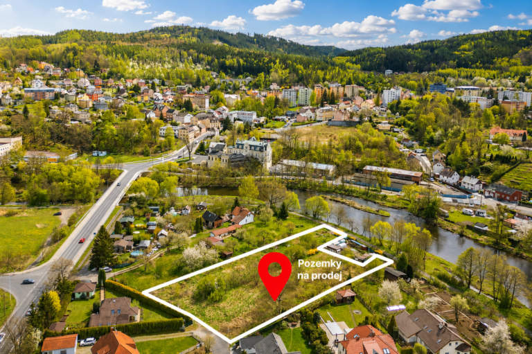 Plot 4.050 m2 in Tašovice
