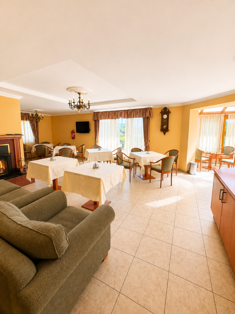 Penzion 480 m², Děpoltovice