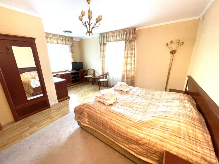 Пансион 550 м2, Деполтовице