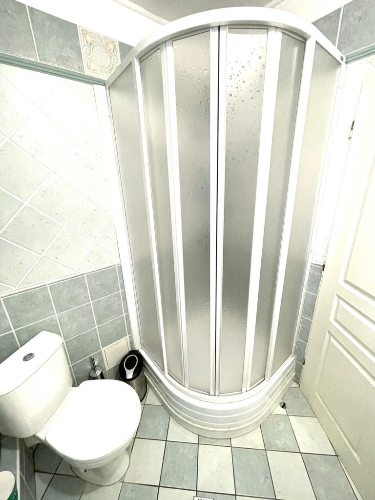 Пансион 550 м2, Деполтовице