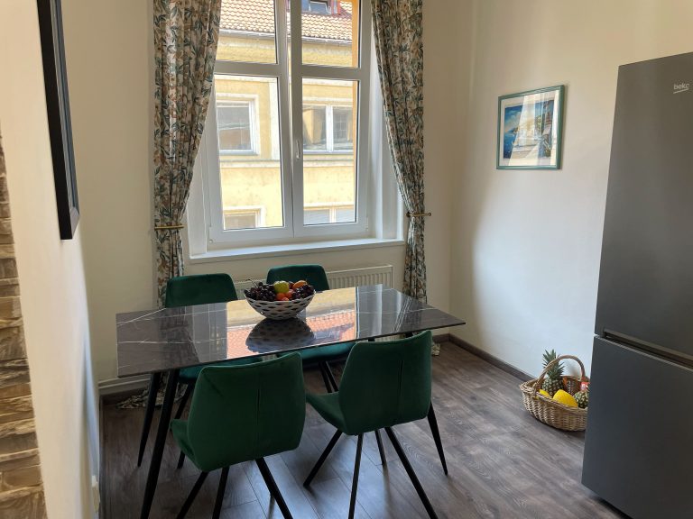 Квартира 4+1, ул. Югославска