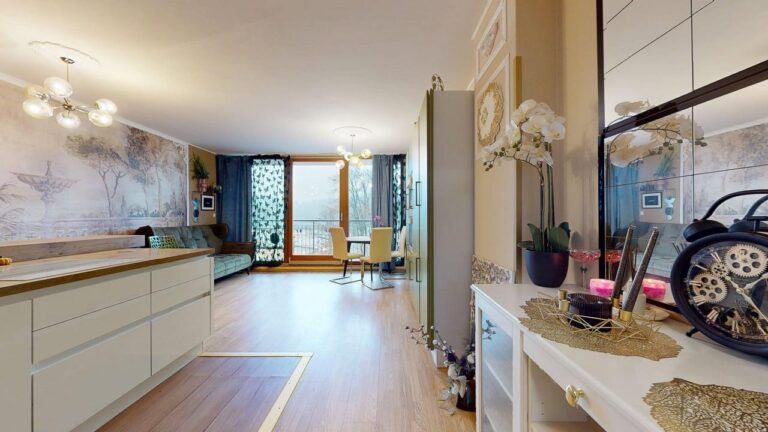 Apartment 2+KK, Na Vyhlídce street