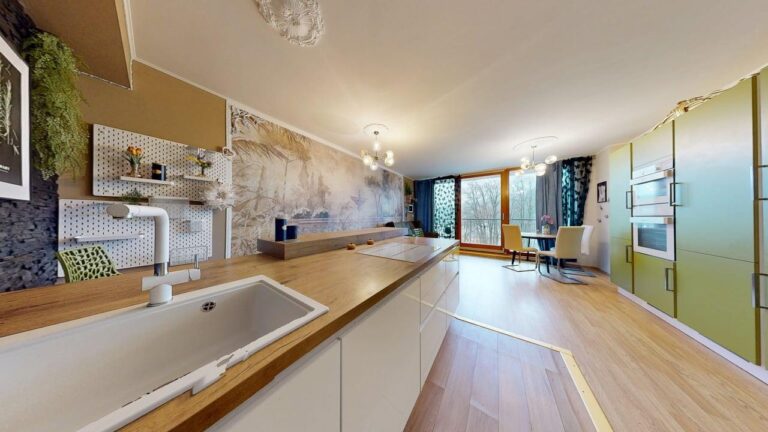 Apartment 2+KK, Na Vyhlídce street