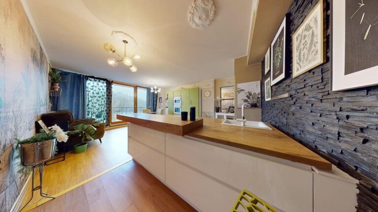 Apartment 2+KK, Na Vyhlídce street