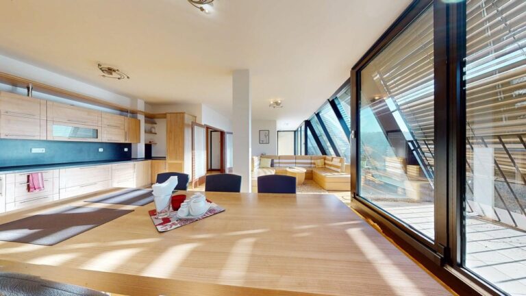 Byt 3+KK, ul. Pražská silnice