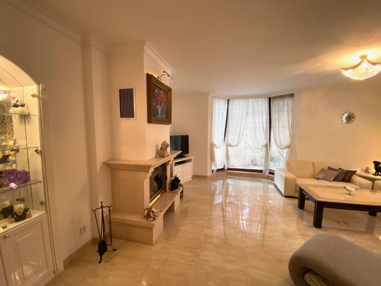 Rodinný dům 362 m², pozemek 770 m², K Výhledu, Karlovy Vary – Hůrky