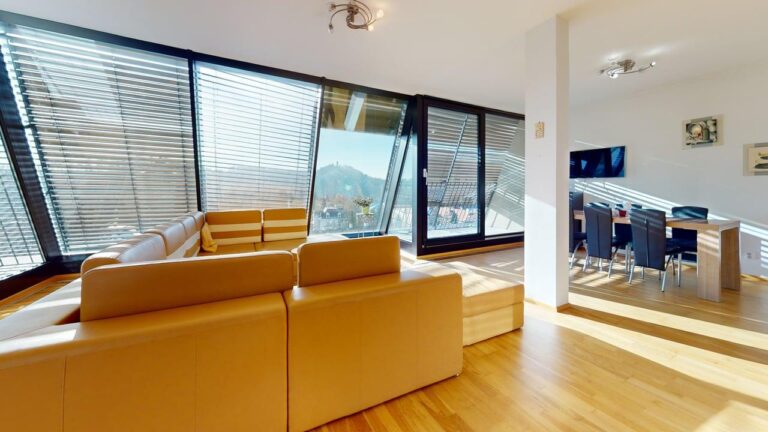 Byt 3+KK, ul. Pražská silnice